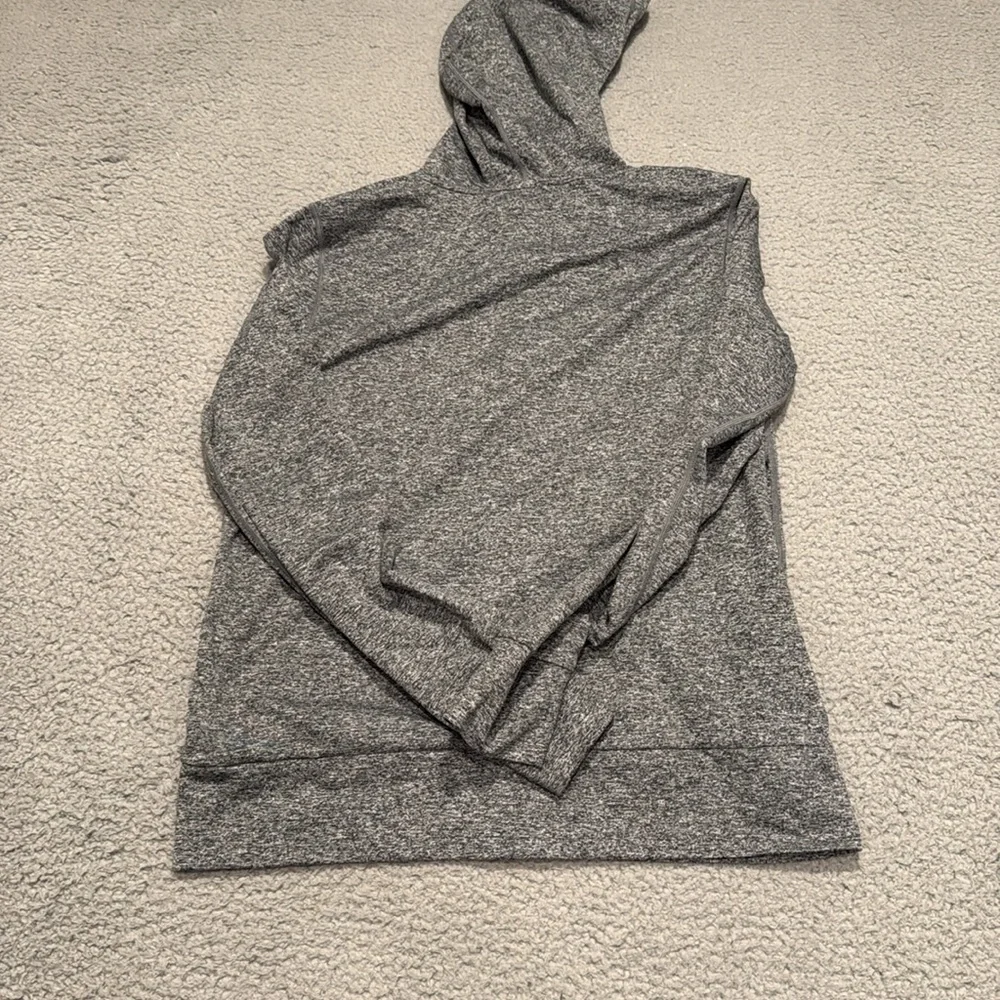 Vuori Halo Performance Hoodie 2.0 Men's Zip-Up Sweater in Heather Grey size S